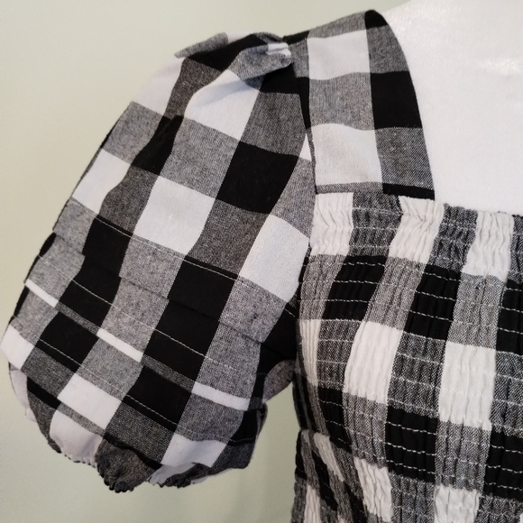 GRACE+KARMA Women's Puff Sleeve Ruffle Gingham Top Size M - Picture 3 of 11
